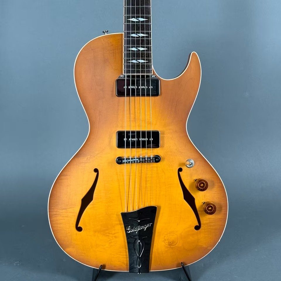 2021 B&G Goldfinger Honey Burst Satin Nitro inkl. Zertifikat & Koffer